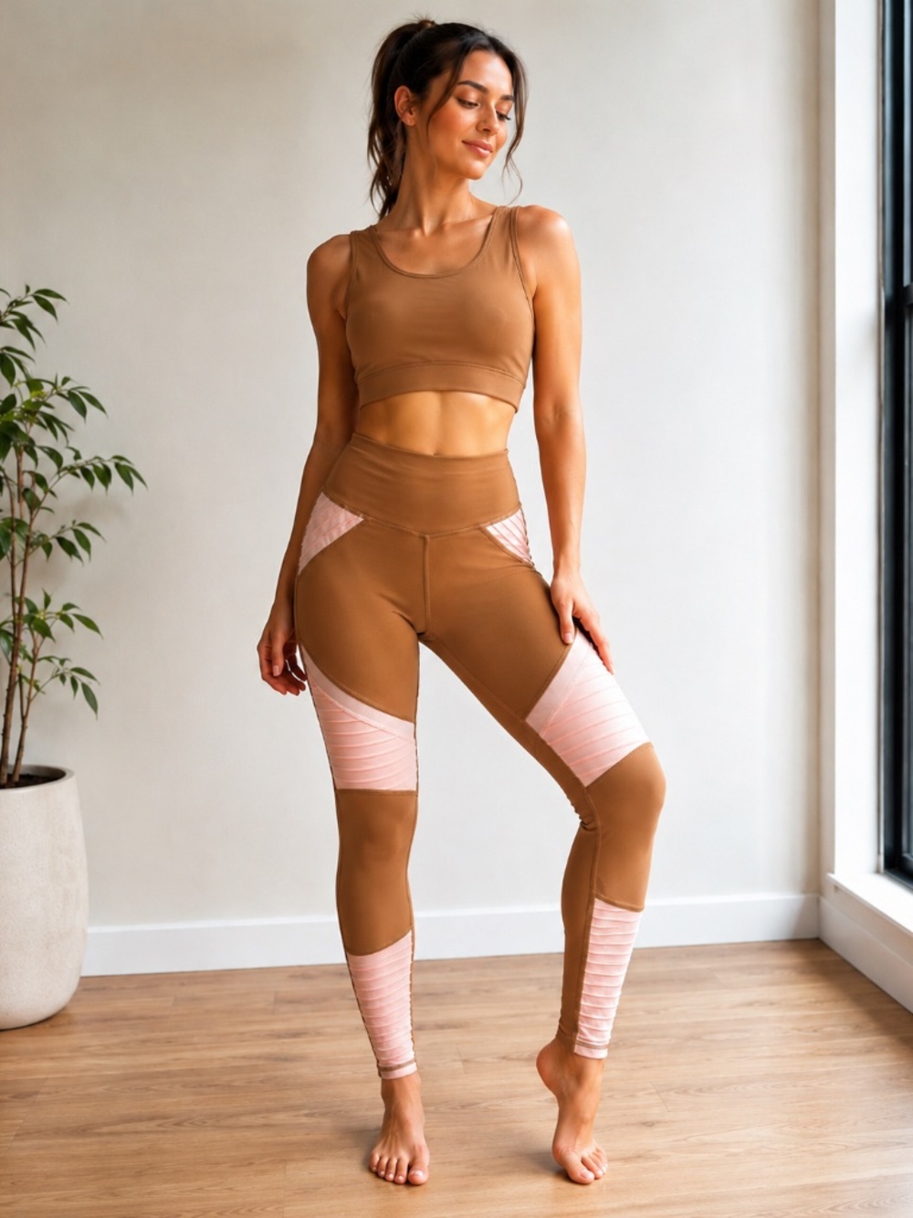 L’URV Two-Piece Activewear Set - size M